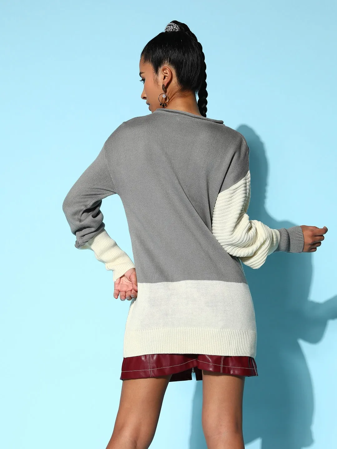 Berrylush Women Grey & Off-White Colourblocked Pattern Round Neck Long Sleeves Ribbed Hem Regular Pullover