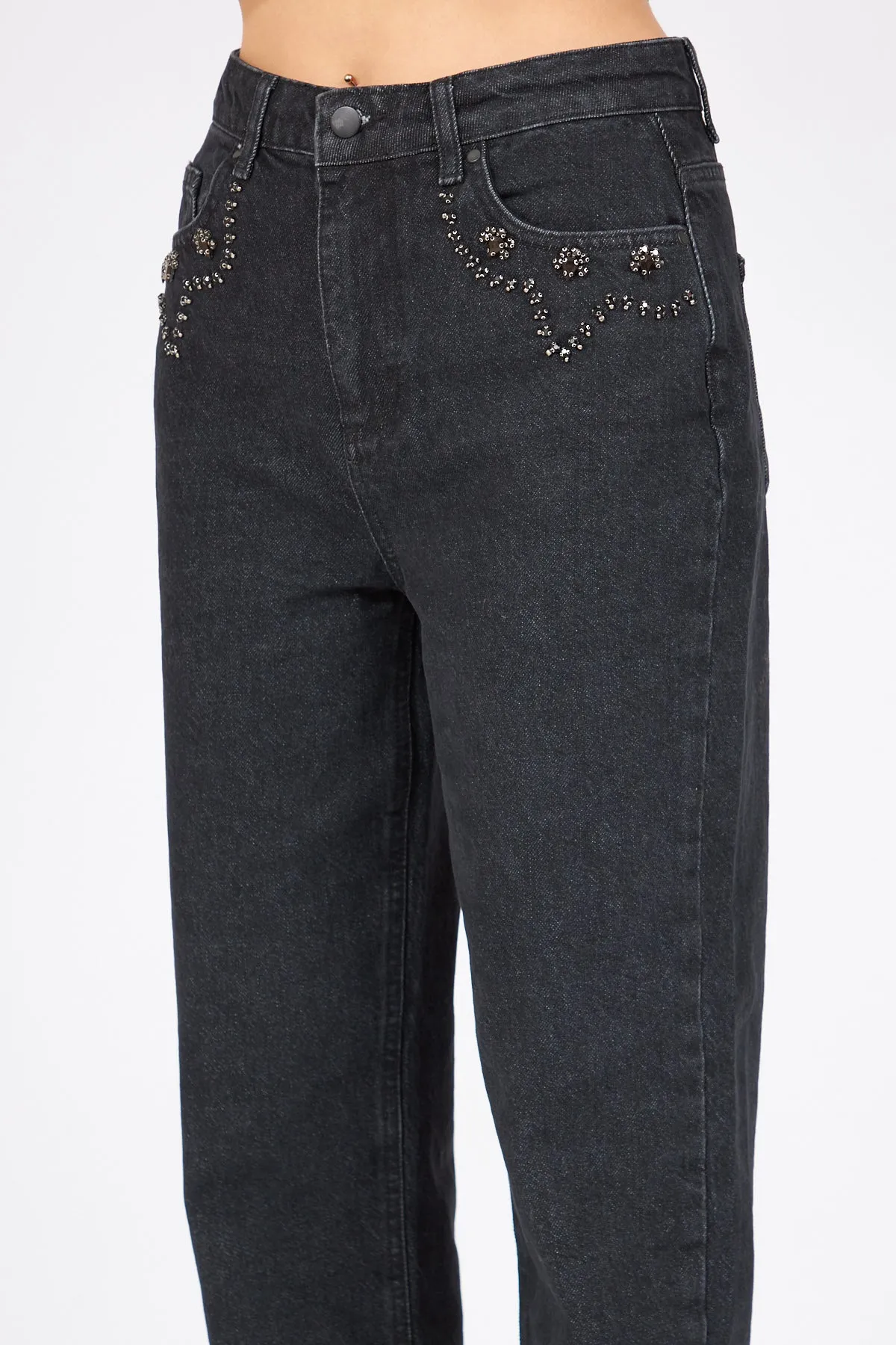 Black Stone Detail Mom Jean