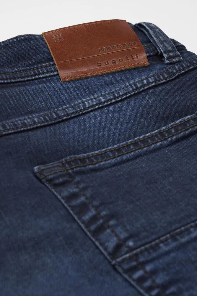 Bugatti Regular Fit Straight Jeans - Navy