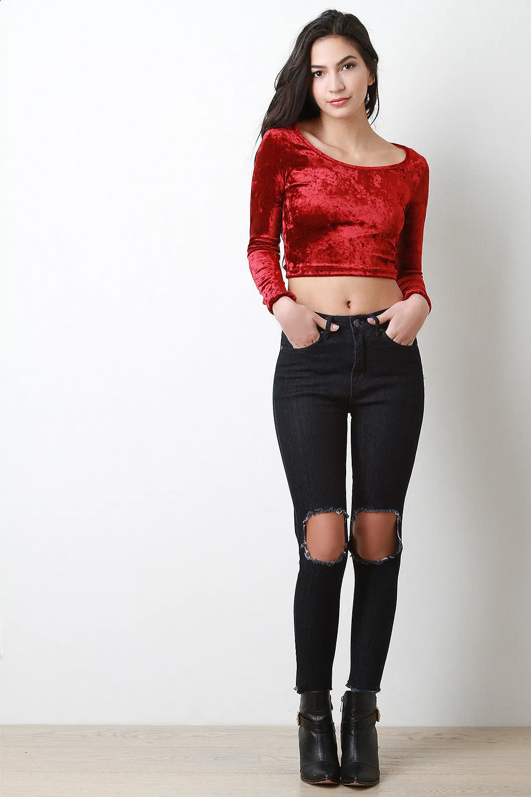 Cut Out Knee Frayed Skinny Jeans