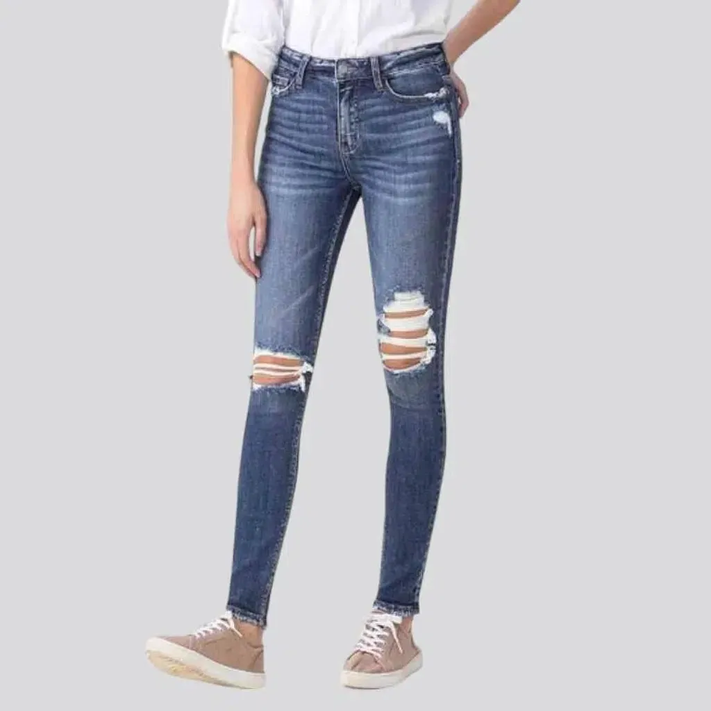 Distressed skinny jeans
 for women