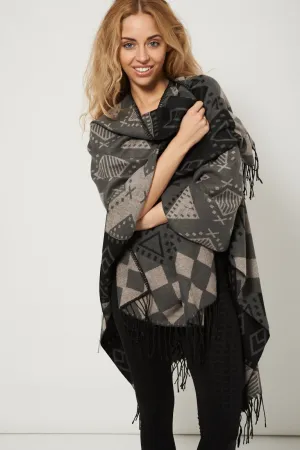 Geometric Print Open Front Fringe Poncho