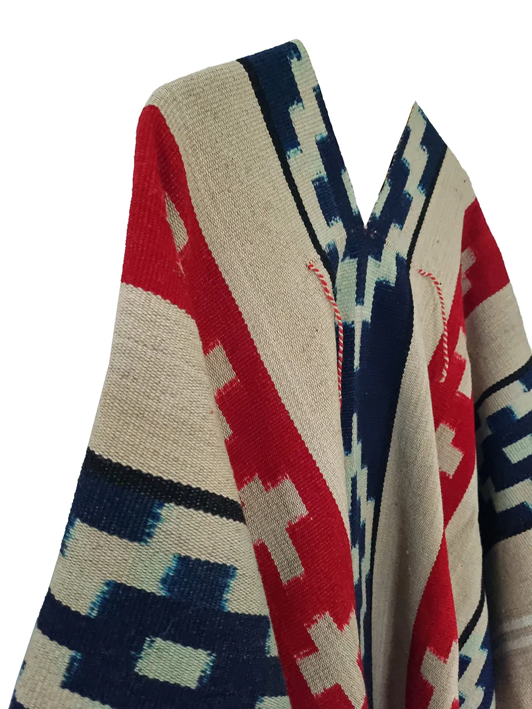 Humahuaca Pampa Lamb Poncho