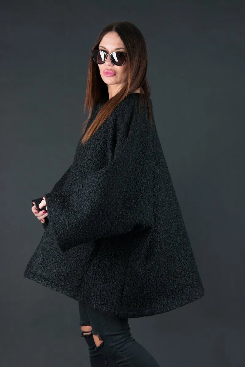 Loose Winter Poncho MAGDALENA