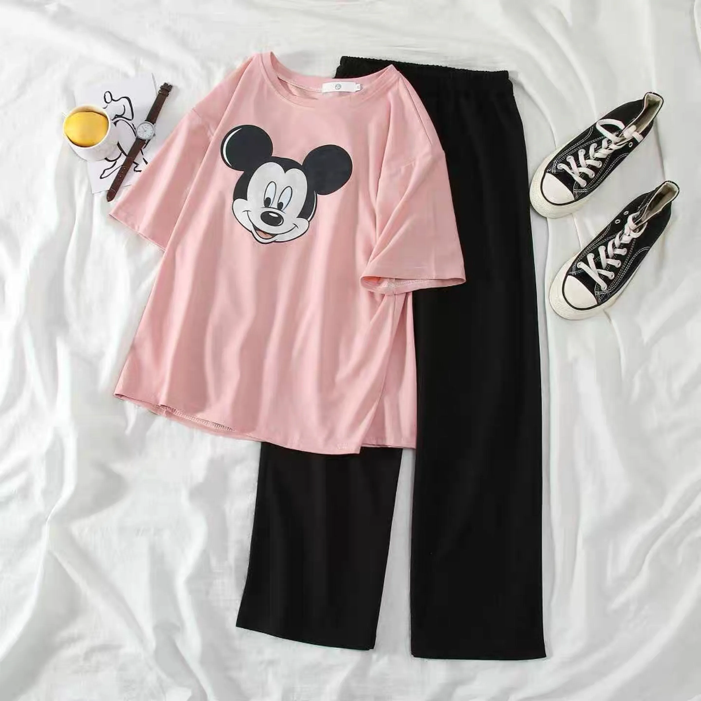 Mickey Oversized Tee And Pants Set