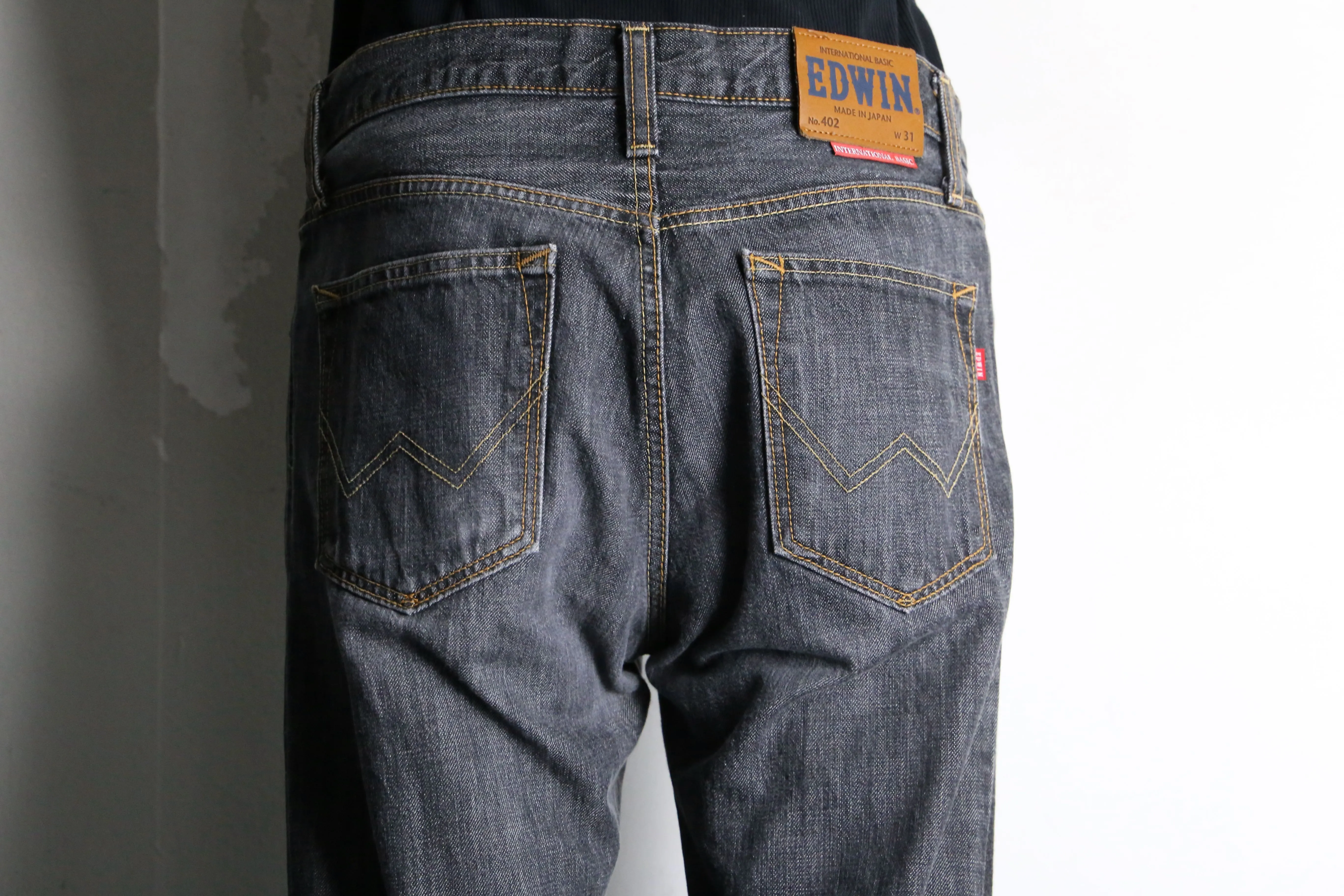 "Re:make" rosary design flare denim