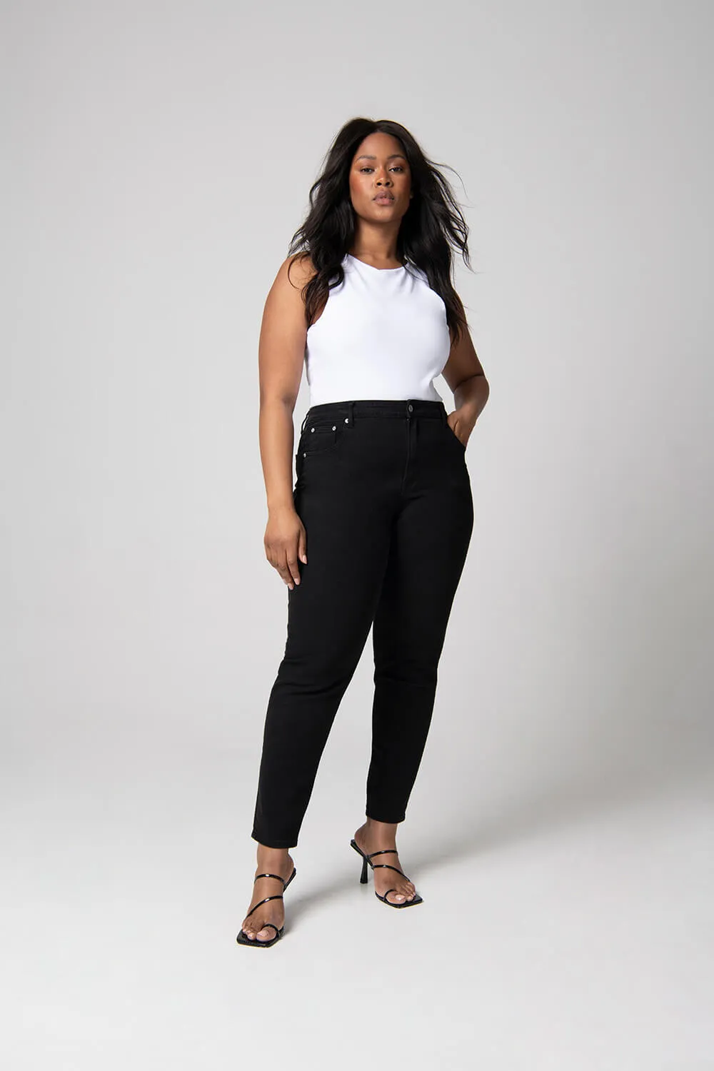 Slim Fit Mom Jeans - Black