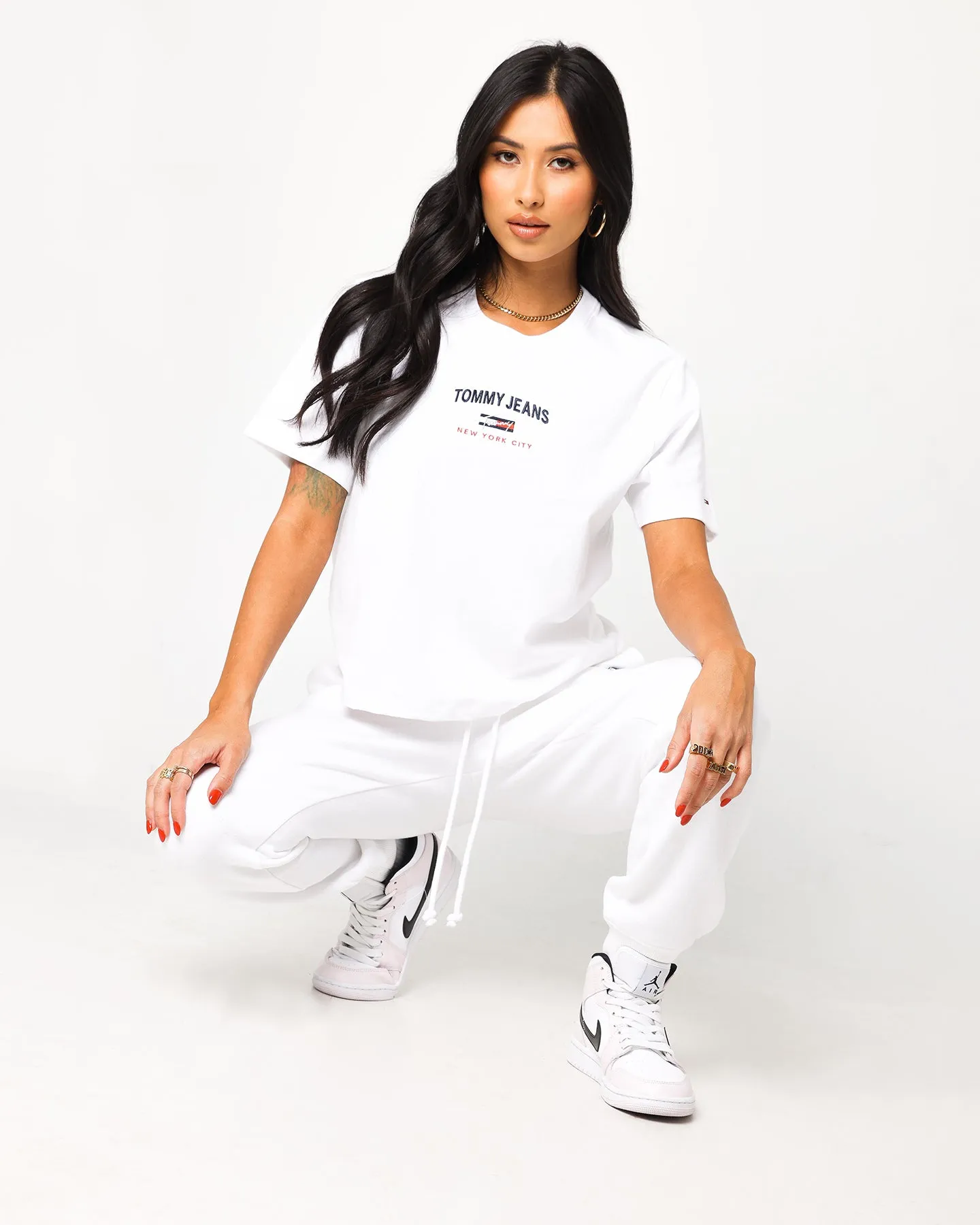 Tommy Jeans Women's Cropped Fit Logo T-Shirt White