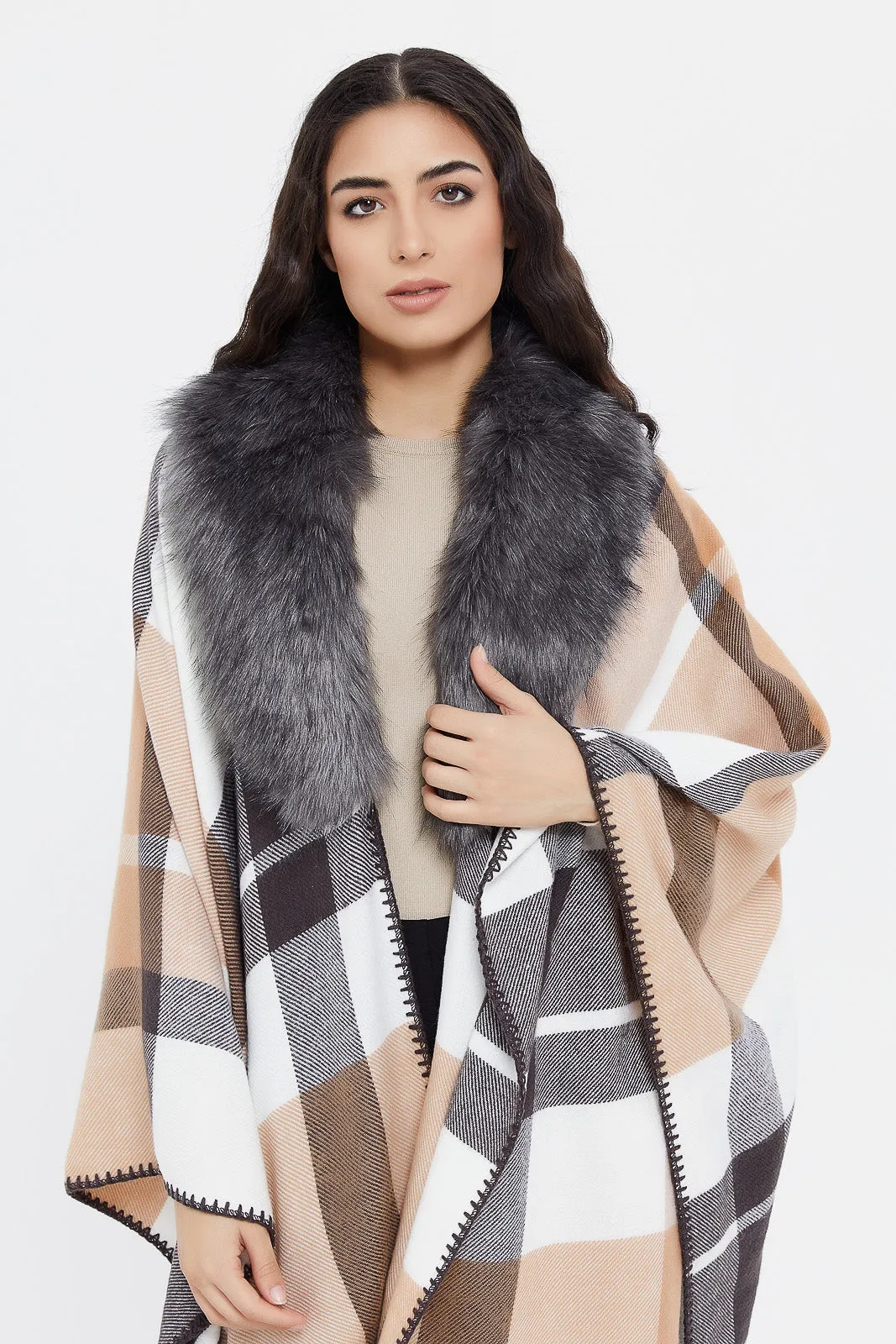 Women Checked Poncho With Fur Trim